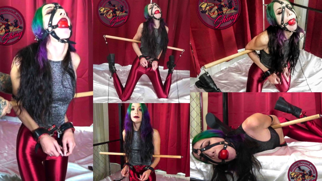 Vampire Girl Part 1.. Kneeling Predicament