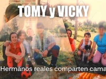 Hermanos Reales Follando