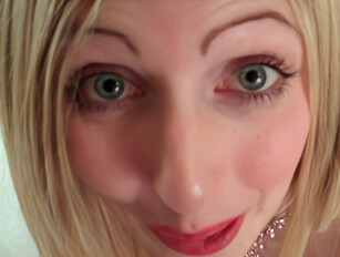 Heavy Cumshot Over Pale Jessica Jenson