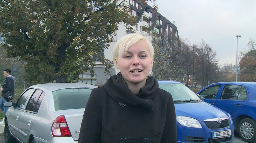 This is not funny anymore, guys! The results of our public opinion survey are outrageous. They clearly demonstrate that nearly all guys would say “yes” to an anonymous girl on the street. A quickie in the shrubs? Yeah! Let’s go, darling. Petra was very cunning in her plans. She whetted guys’ appetite for sex by telling them how horny she was. Who would refuse to help her out? Being a little blond hot pie, it was next to impossible to resist. The guy who gave her a hand was suspecting there was a hidden cam. Despite his lurking suspicion, he didn’t notice it. And Petra fucked him on a rubbish dump. This was really bad-ass of her! This is stark reality! You’ll fall for her, too!