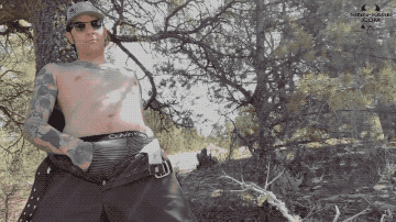 A Beautiful Day to Cum Outdoors - Drake Man Owar