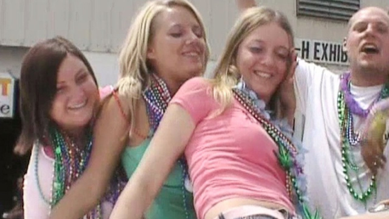 Theres Nothing Quite Like A Group Of Horny College Co-eds At Spring Break