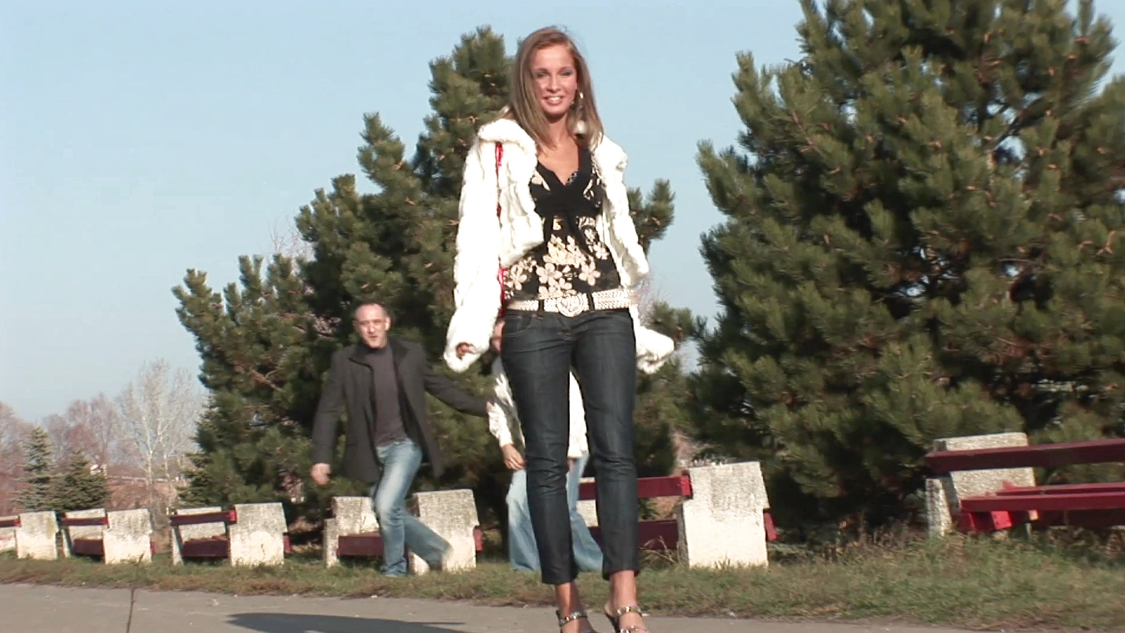 Lauryn May Picks Up Two Dudes in a Park and Brings Them Home for a DP