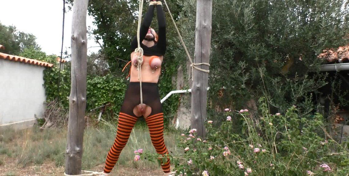 Halloween Special - Outdoor Lesson For Melodie