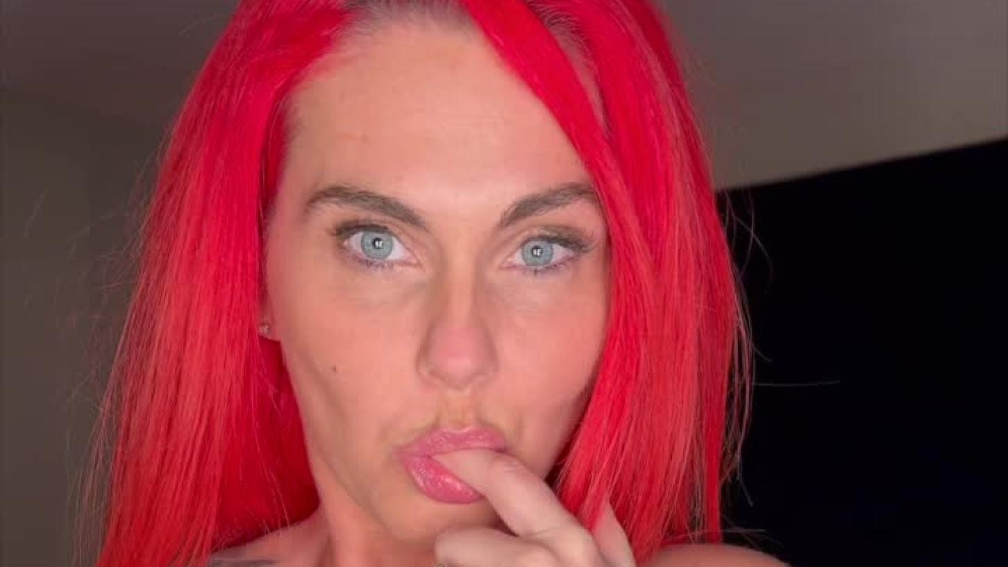 Introducing Roxi Keogh Part of Team Flourish Europe