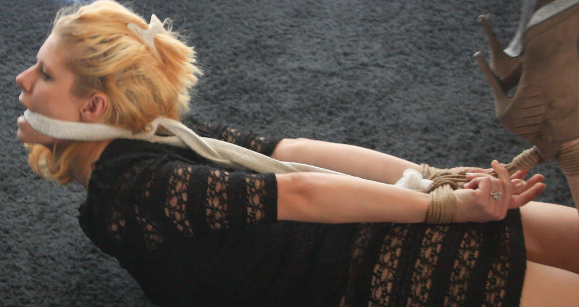 Cindy Hogtied Cleavegagged Struggling
