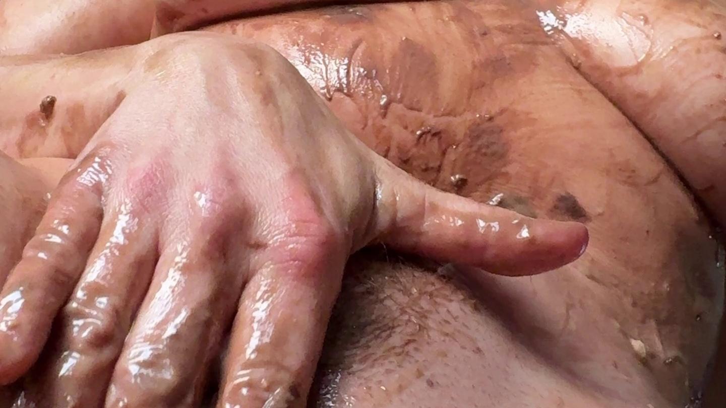 Selfie Fetish 27: Covered Myself Like Dirty Pig And Stared At You