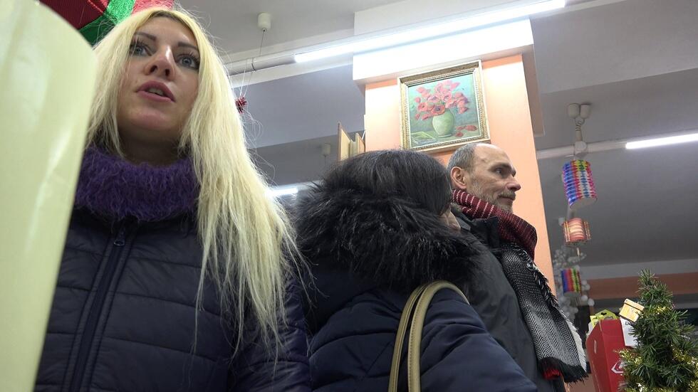 Yup, Christmas is the main season for pawnshops. People need cash for food and presents and they'd pawn even their own mother's jewels to get money for whatever they are planning to buy. But this story started with a manicure dryer. This wonderful gizmo was what the blonde beautician dragged in. She was really disappointed with our offer and she shortly came back with family heritage, an antique ring from her grandmother. Lovely jewels, the ring and the blonde as well. Fun fact, when you're broke and need to pay the rent, all the morals move aside (or rather crumble to pieces). This busty chick needed to get 10,000 real fast so my invitation to the back came as salvation for her. I fucked her so hard that her yelling was heard all over our shop and she scared away a couple of customers. She dined a solid portion of my cum and off she went to pay her rent. …