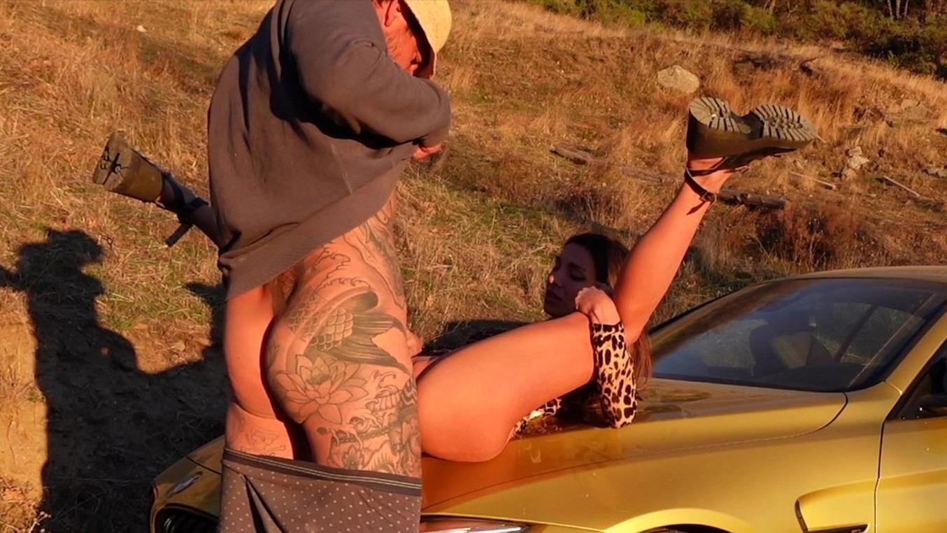 Outdoor Sex - Fun & Naughty Tips! with Roxy Fox