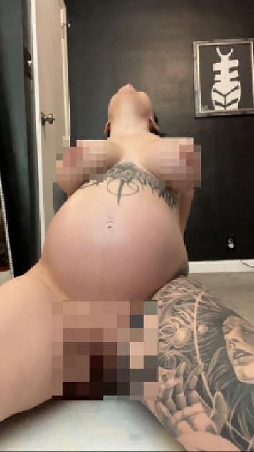 Heavily Pregnant Anal Riding