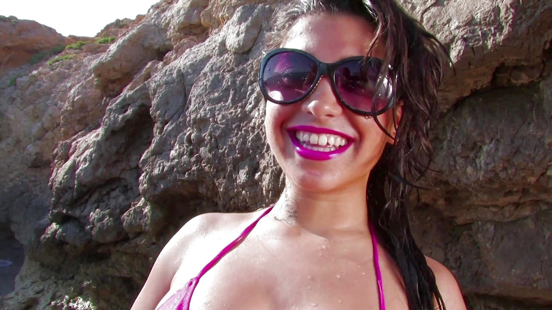 Carla Cruz Bounces Her Pussy Up and Down His Dick After a Day on the Beach