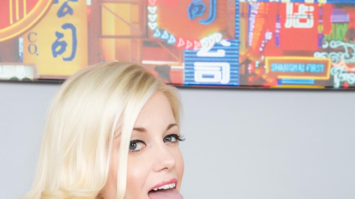 Horny Blonde Charlotte