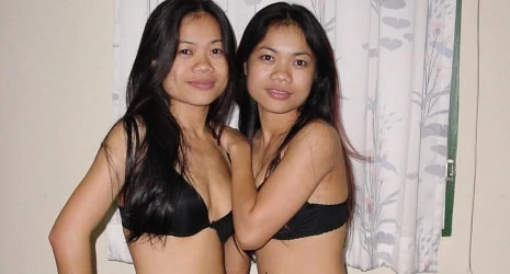 Private Photos of Kung and Poo the Real Thai Twin Sisters I Inseminated