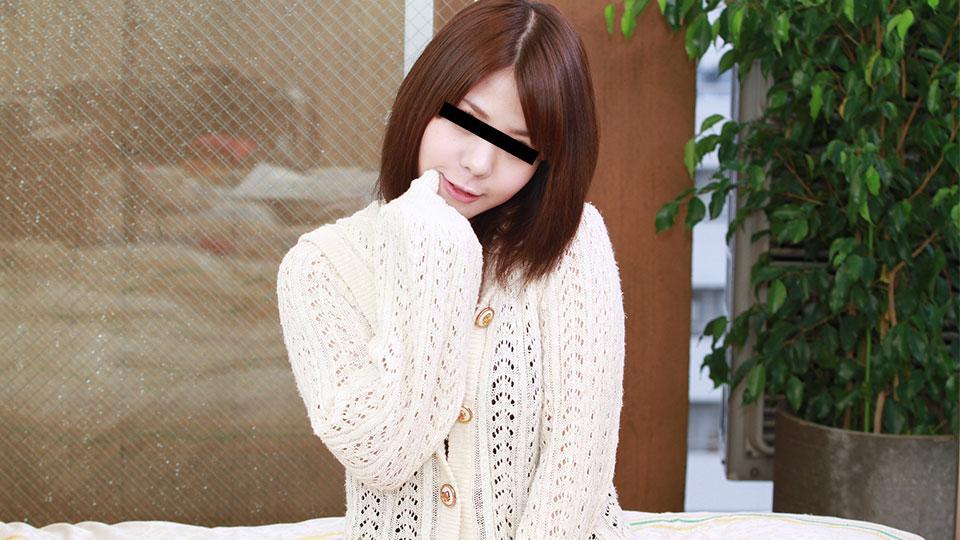 Pick Up A Cute Amateur Girl Who Seems To Be Bored On The Street!