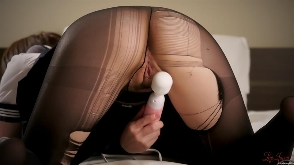 Schoolgirl Pantyhose Ripping Masturbation