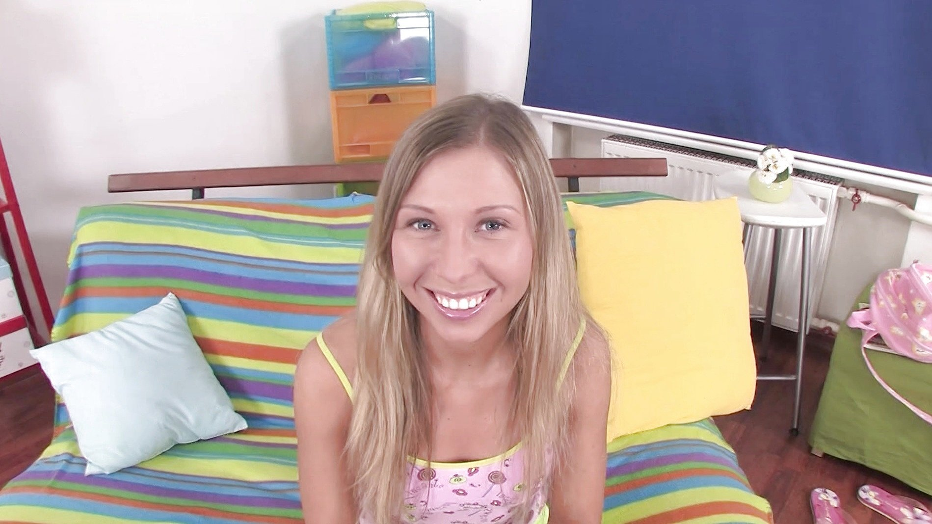 Blonde Teen Jessy Brown Gets Down with DP and Double Facial