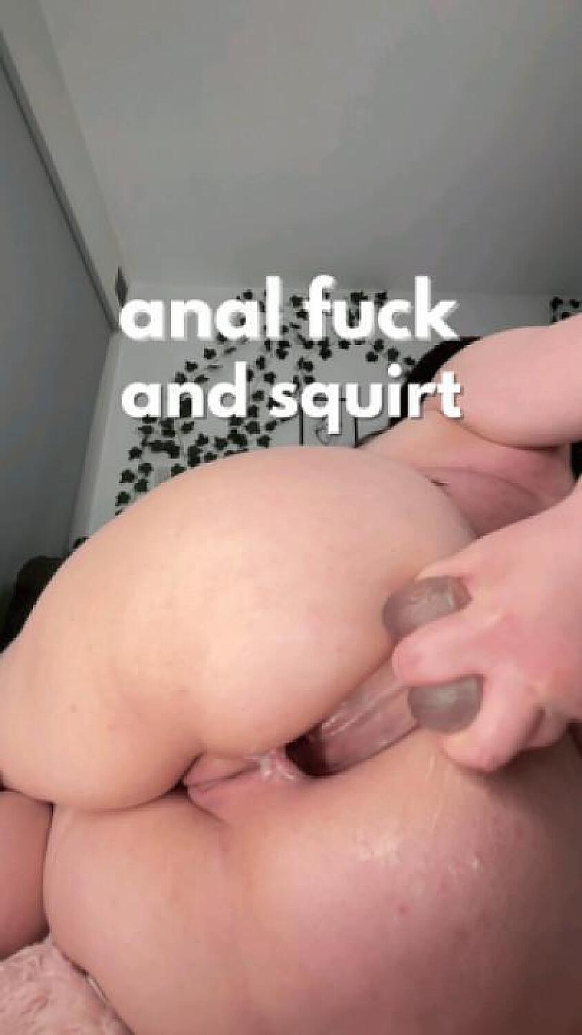 Fucking Ass With Glass Dildo And Squirting