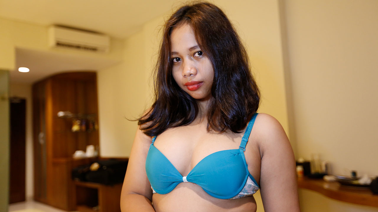 Begging for Sex and a Deep-Seeded Creampie