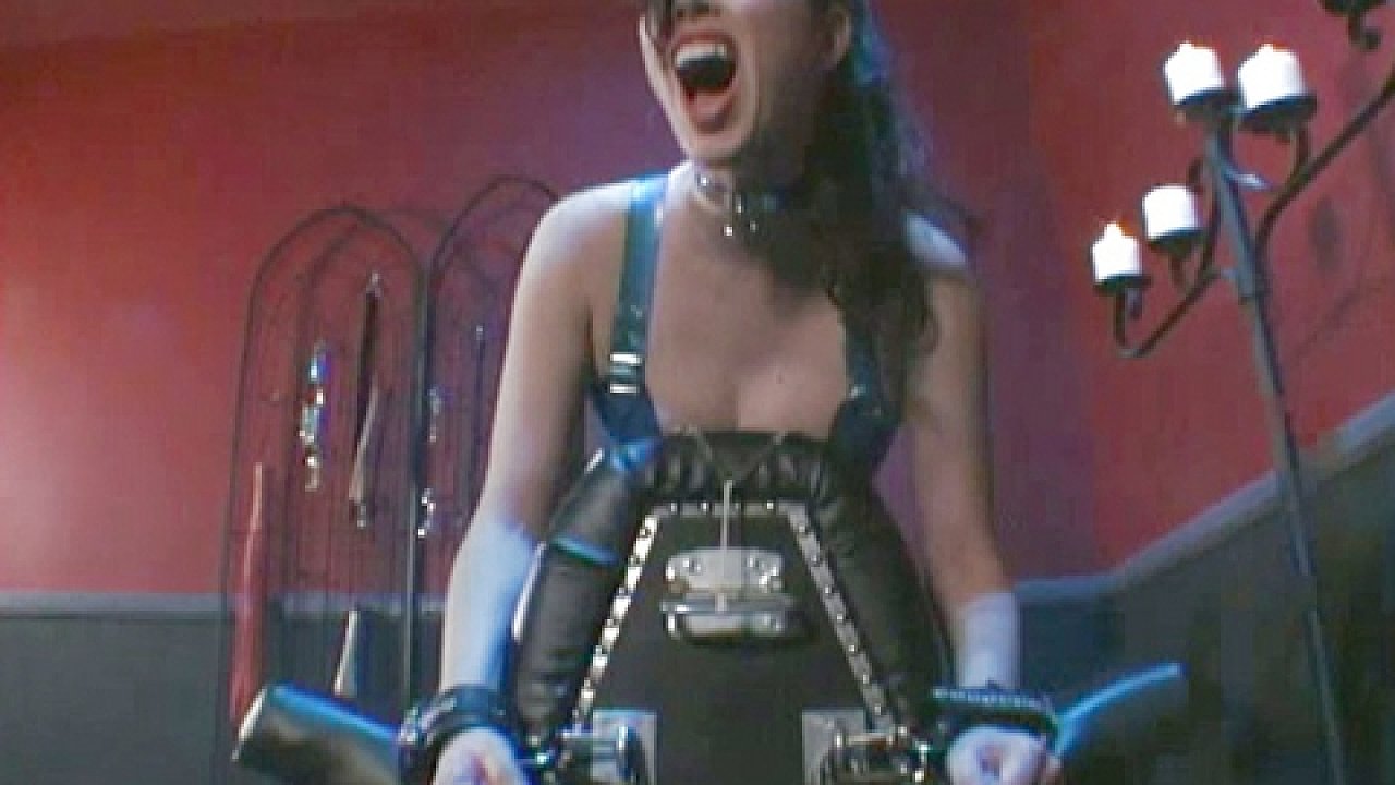 Ariel X Loves Dressing Like A Latex Doll