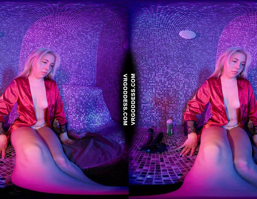 Jillin In Sauna With A Big Black Dildo Getting All Hot And Steamy Tight Pussy Stretching To The Max