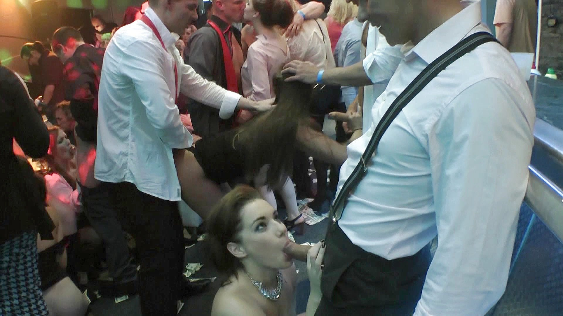 Victoria Puppy Lets a Random Black Man Fuck Her Whore Pussy