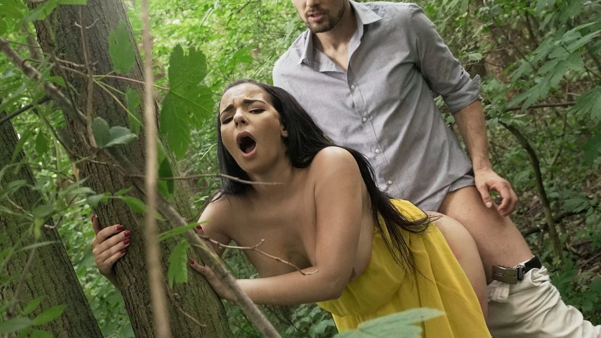 Outdoor Sex in a Summer Dress