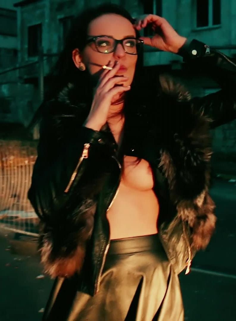 Maria Smoking Nude Outdoors
