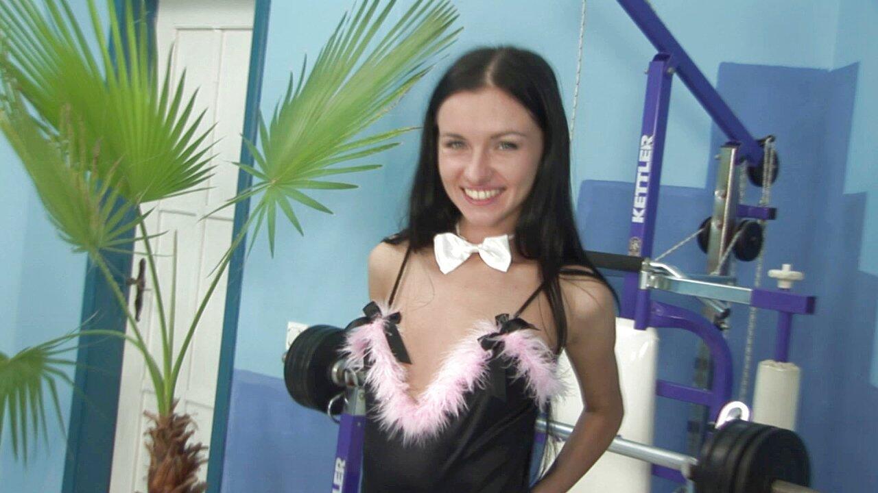 Katja Loves Anal with No Condom