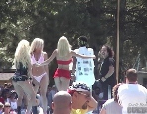 Nudes a Poppin August Festival Beautiful Exhibitionists and Amateur Contest
