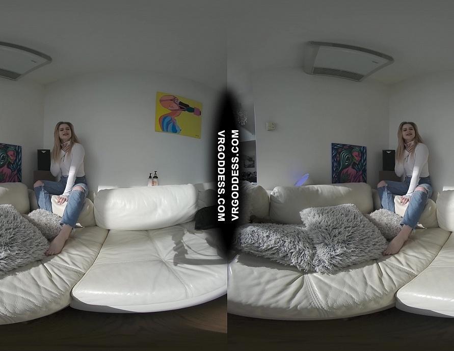 Casting Hot Babe Melonie Hitachi Masturbation with Finger in Ass White Casting Couch
