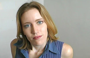 Hottie Needs an Apartment