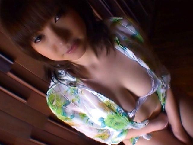 Sensual Solo Play with Busty Ozawa Arisu