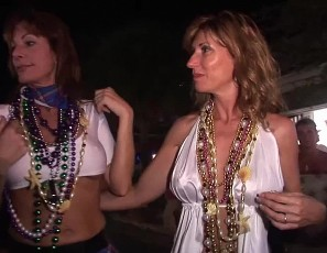 Tits Ass and Pussy in Public