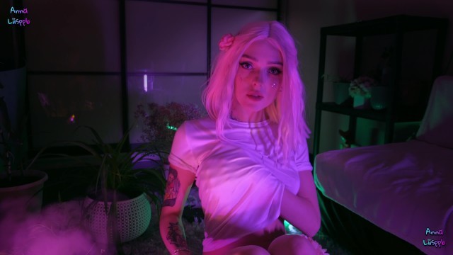 Teen Girl in Wet T-Shirt Teases Daddy! Masturbating Wet Pussy! Close-Up, Wet T-Shirt, Wet Body!