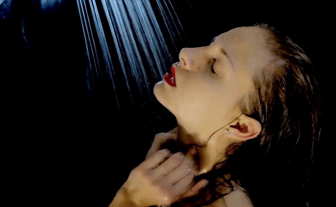 Nassty Mary Wet and Her Visitor