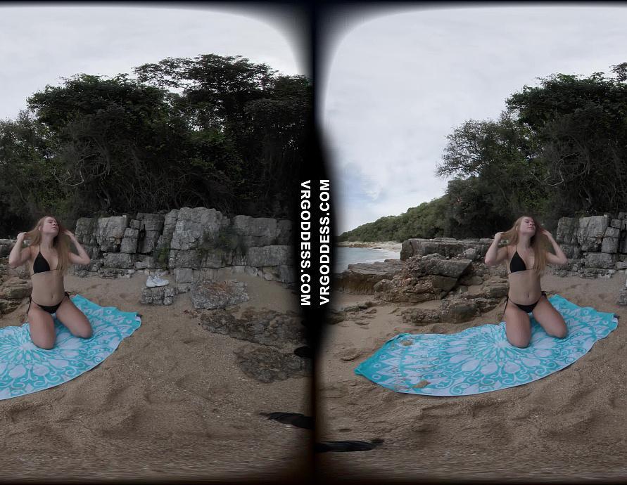 Kristina Masturbating and Showing Her Pussy on a Secluded Beach in Italy