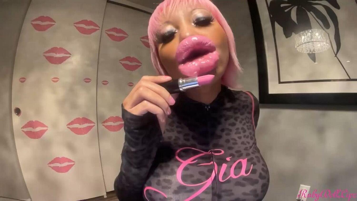 POV Saint Germain Kisses