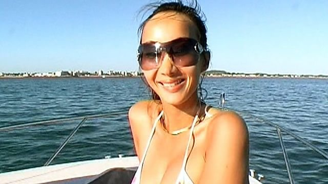 Katsuni in Katsuni Official Site