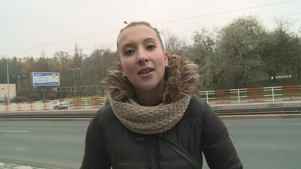 Hi! Do you happen to feel like fucking with me? Nicola posed this question to various guys on a tram stop. Casual sex with a stranger. In public. For free!!! This is an irresistible offer. There is no way anybody could refuse. How about you? Nikola chose the most lean meat guys. We lost track of how many married or single men she fucked that day. Everything is filmed with a hidden camera. Like the guy who was banging her less than 20 m away from the tram stop. Quite romantic, you’d say, if it weren’t for random passers by walking. Check it out! This sociological experiment is incredible! I fuckin’ love casual sex! In public, of course!