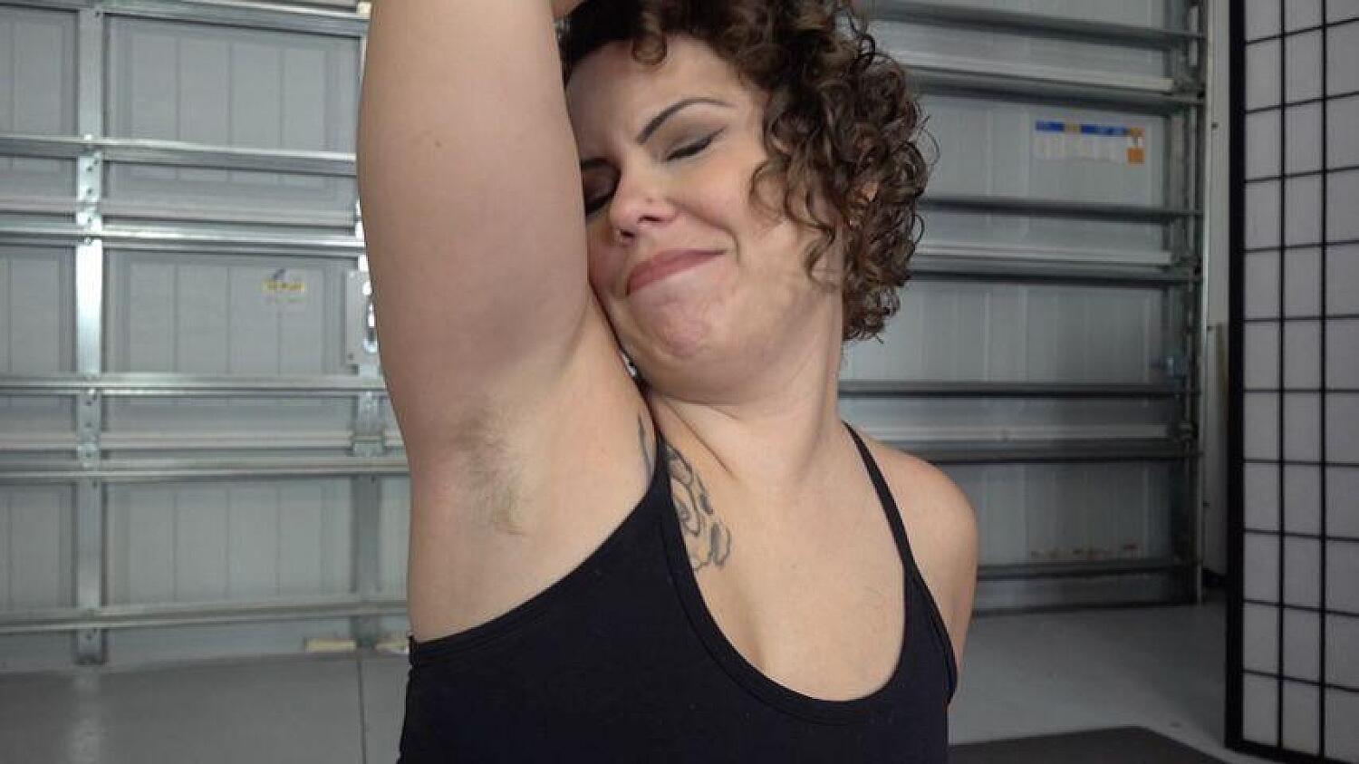 Bailey Paige's Armpit JOI