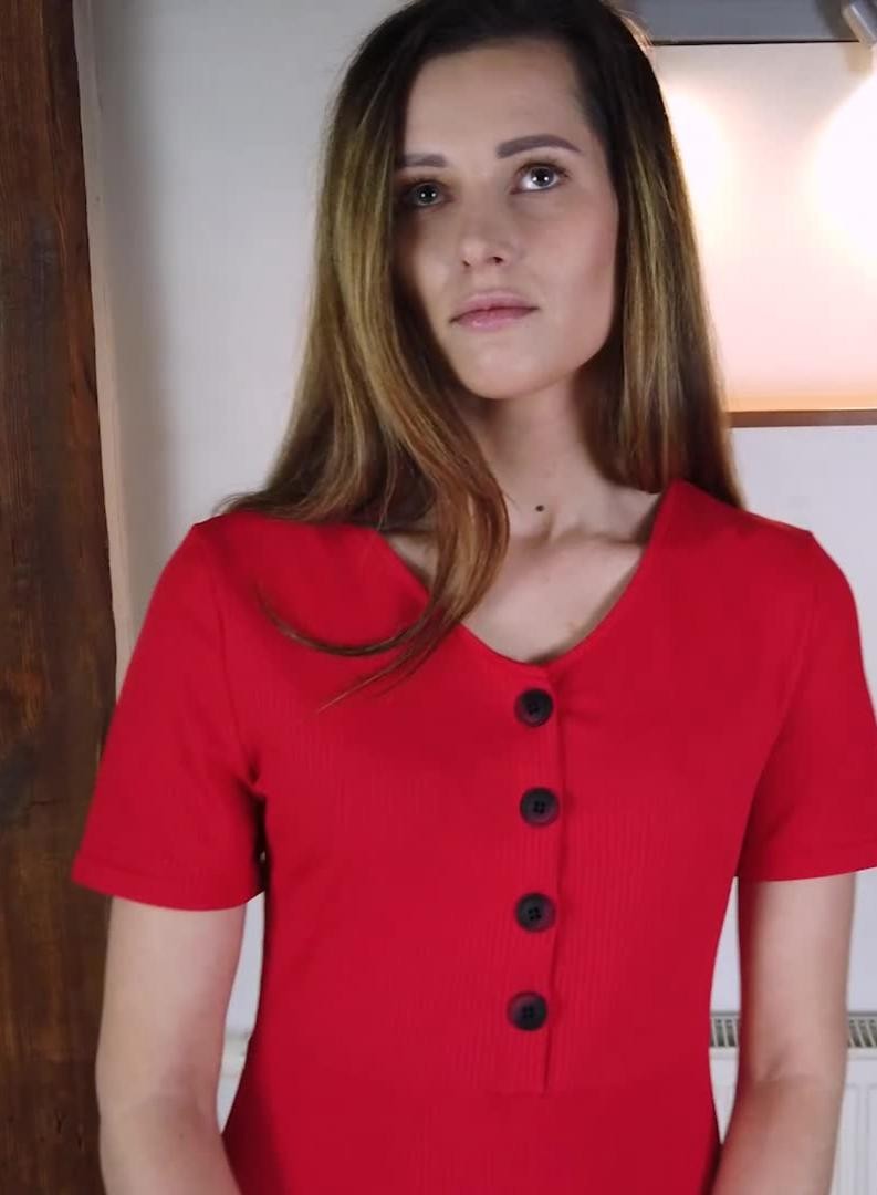 Naked Pretty Amateur Teenager Josie in Nude Casting Video