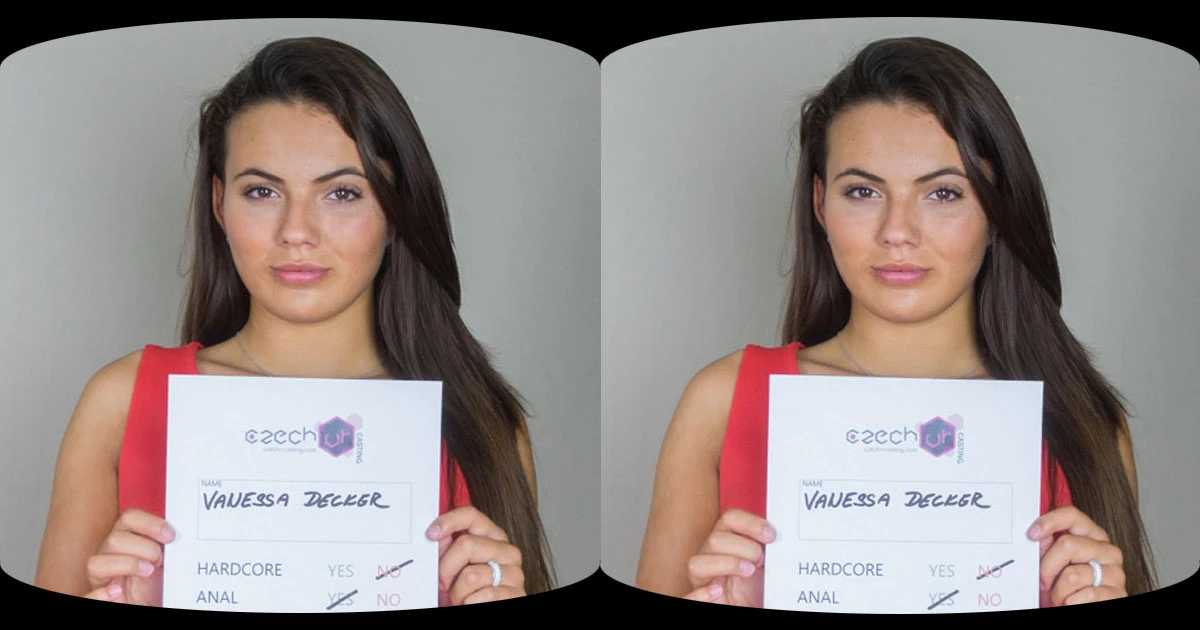 017 - Vanessa Decker