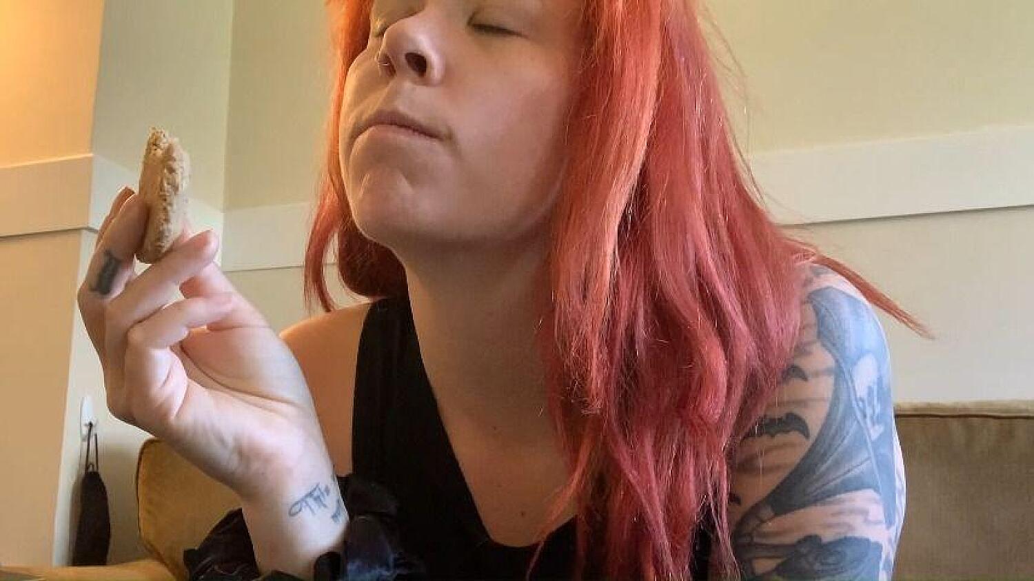 POV Turned Into Cookie And Eaten