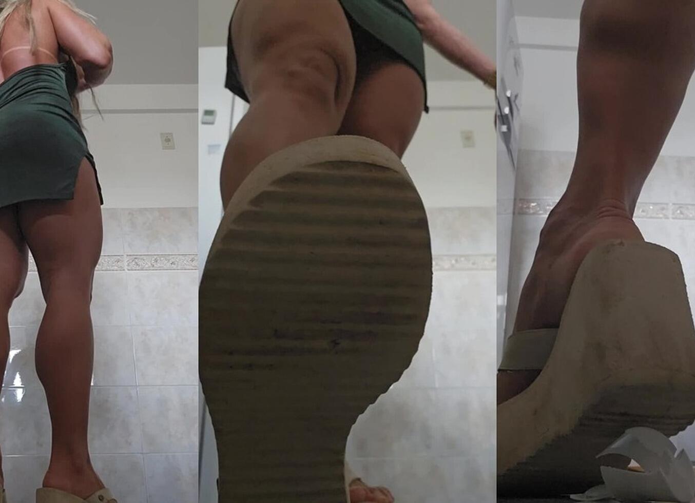 Feet Crushing