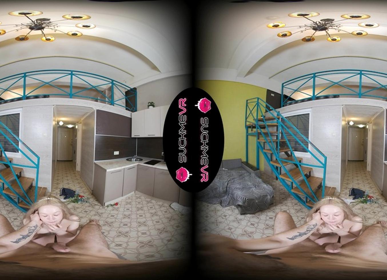 Eva Barbie Plays Juliet As Her Romeo Takes Her From Behind In VR