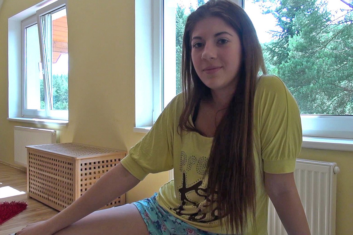 Teen Massage And Anal Creampie