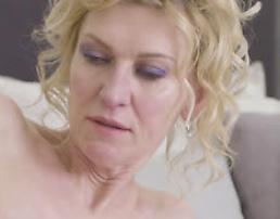 Dirty Blonde Mom