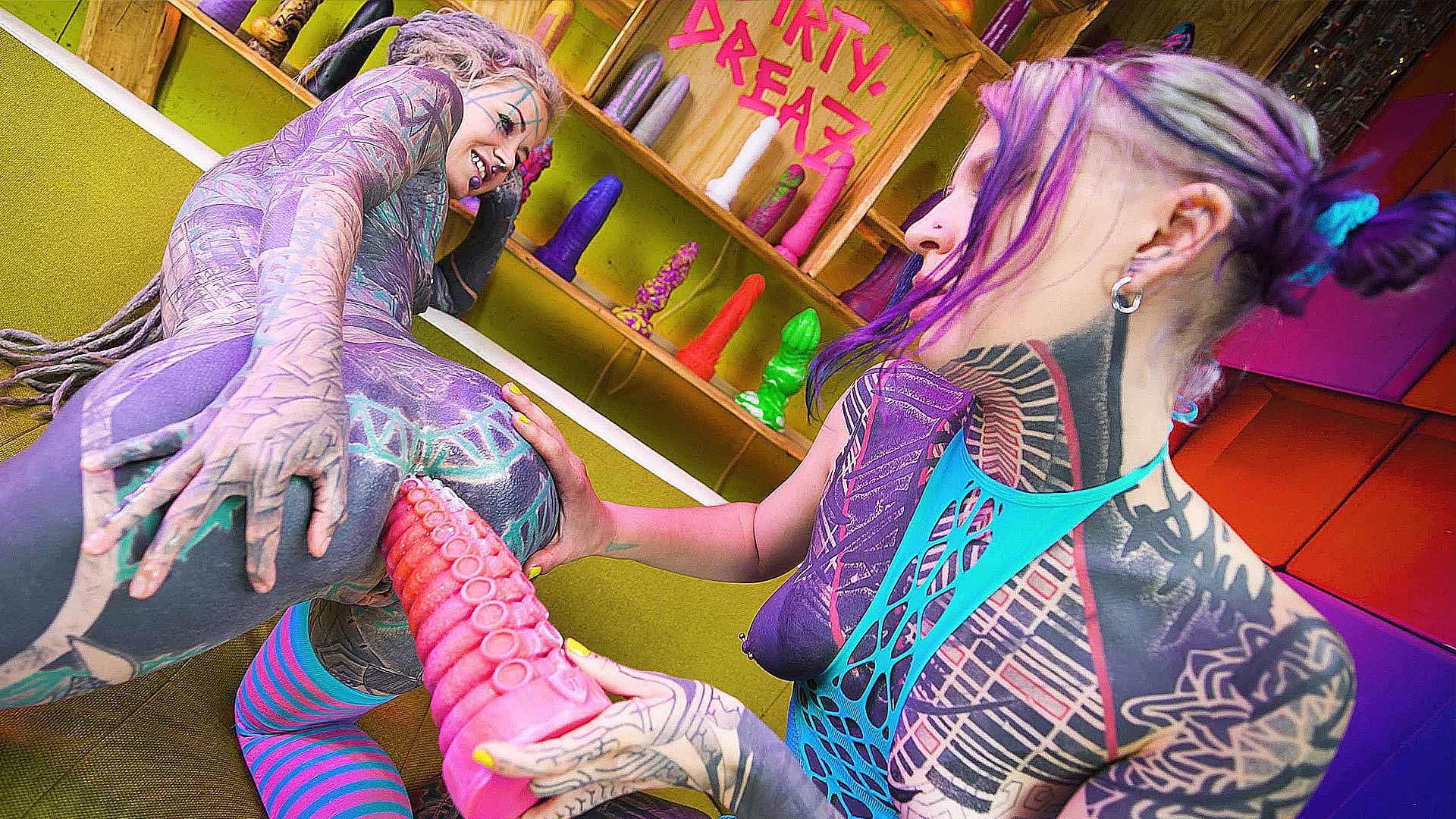 Inked Lesbians Toy Play & Penetration