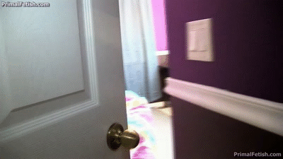 Kelly Kitty Helps Out Big Step-Brother - Screenshot 1 of 4 - Bitch