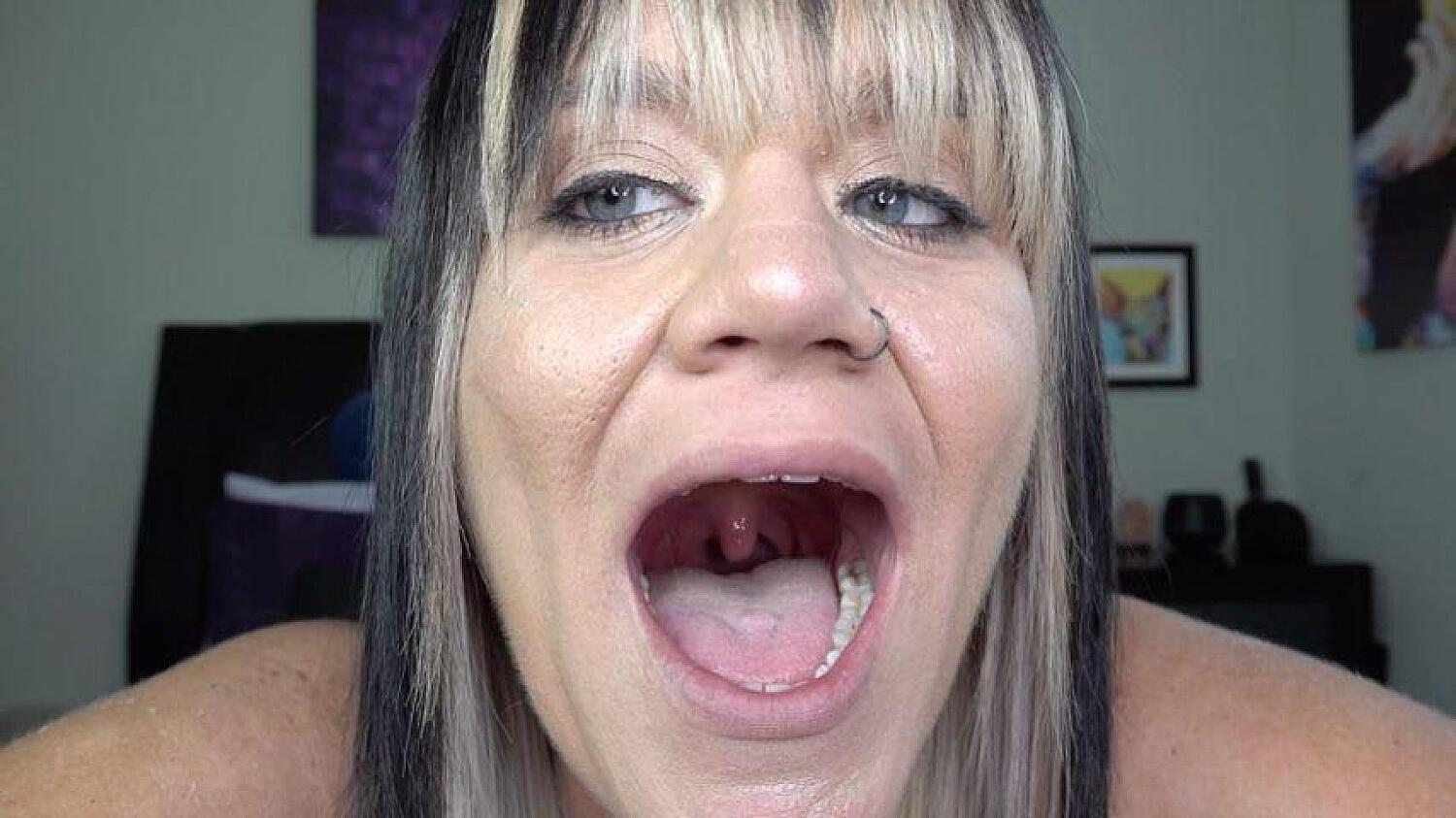 Jj's First Mouth Tour